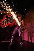 dennis_digi237.jpg 120 X 180